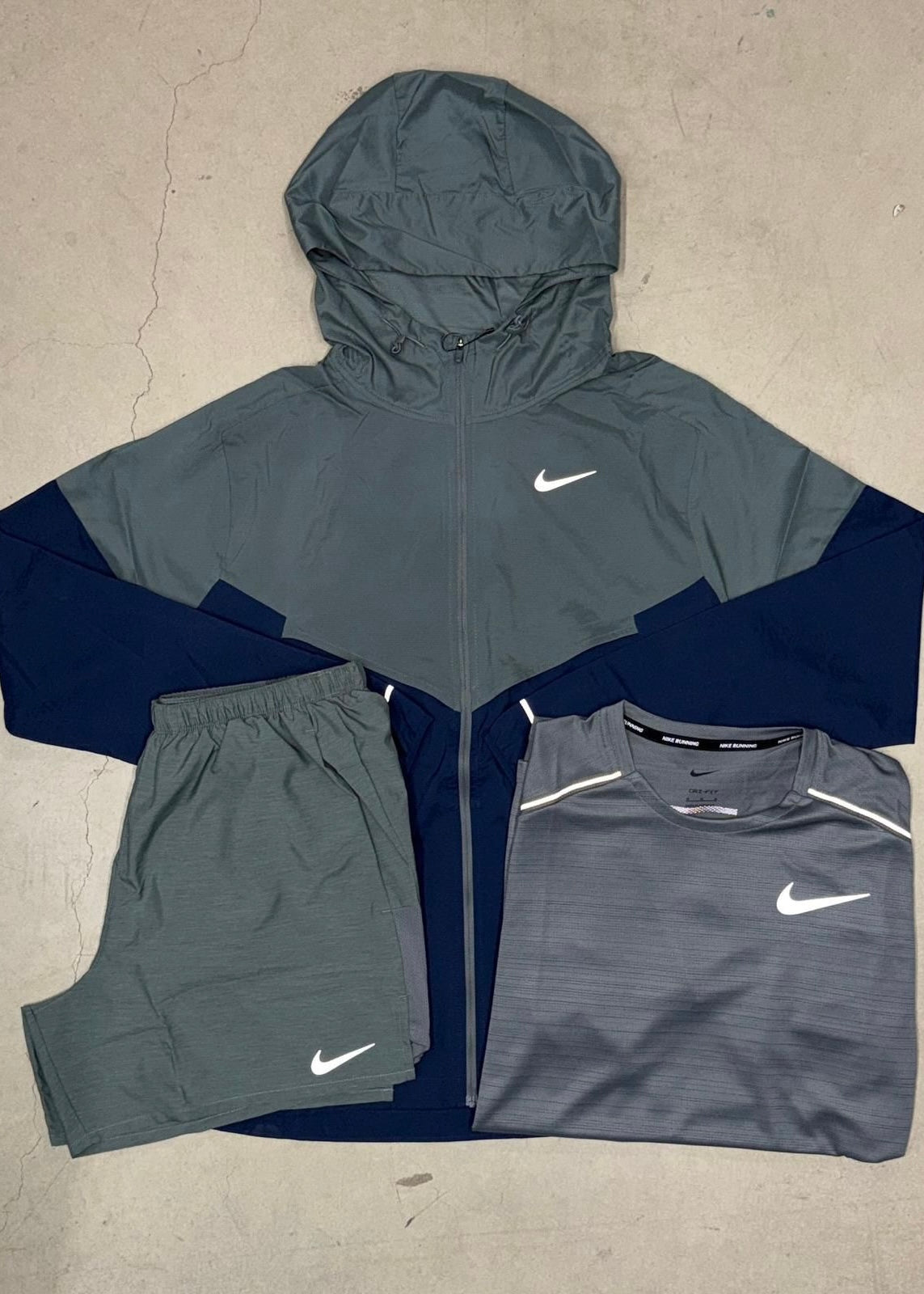 Nike 3 Piece Short Set - Windbreaker / T-shirt / Short  - Grey / Navy